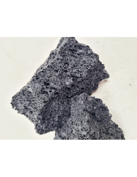 Darwin Black Lava Nano Rocks 2Kg WIO - 1